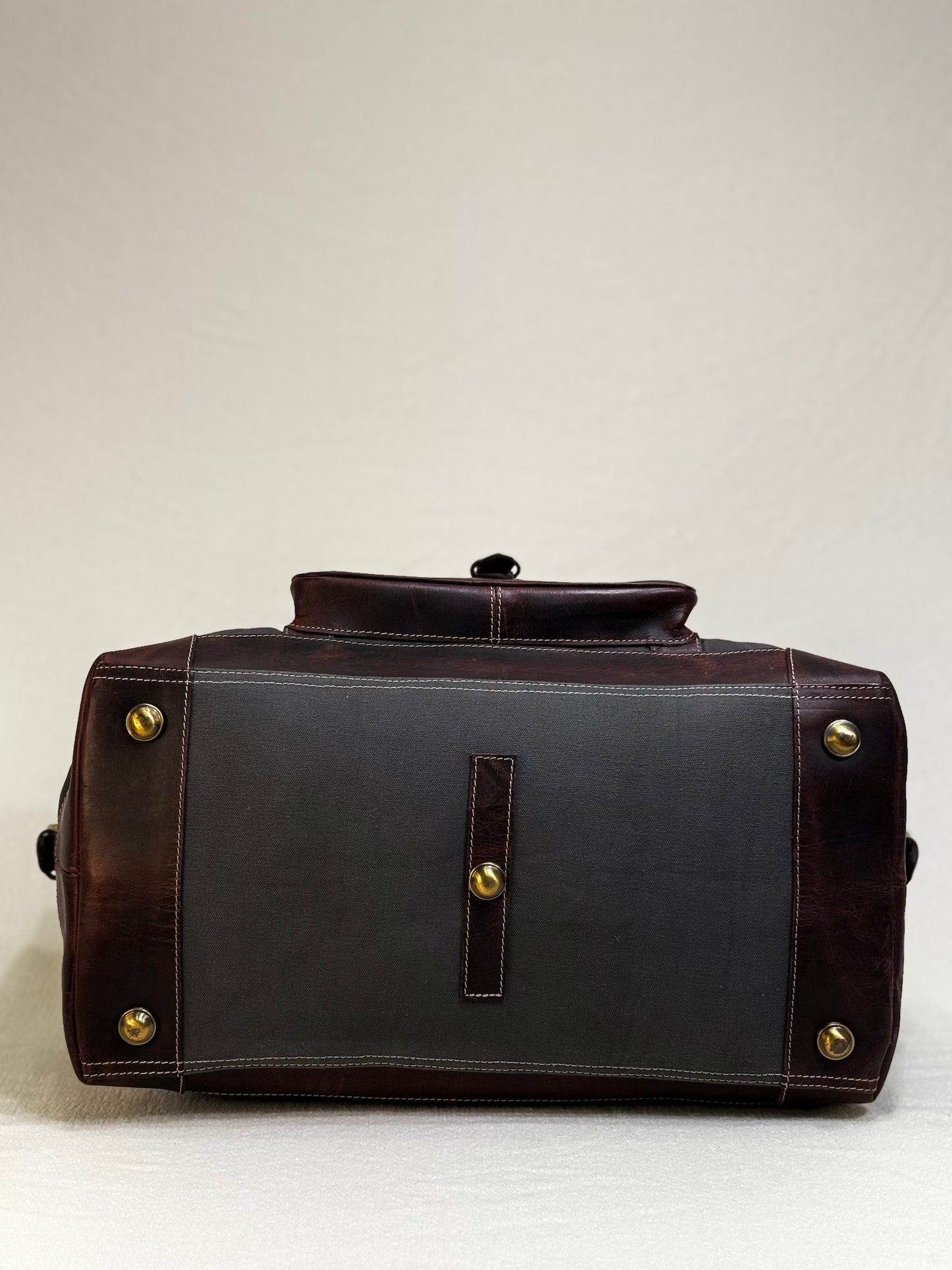 The Como Carry-On