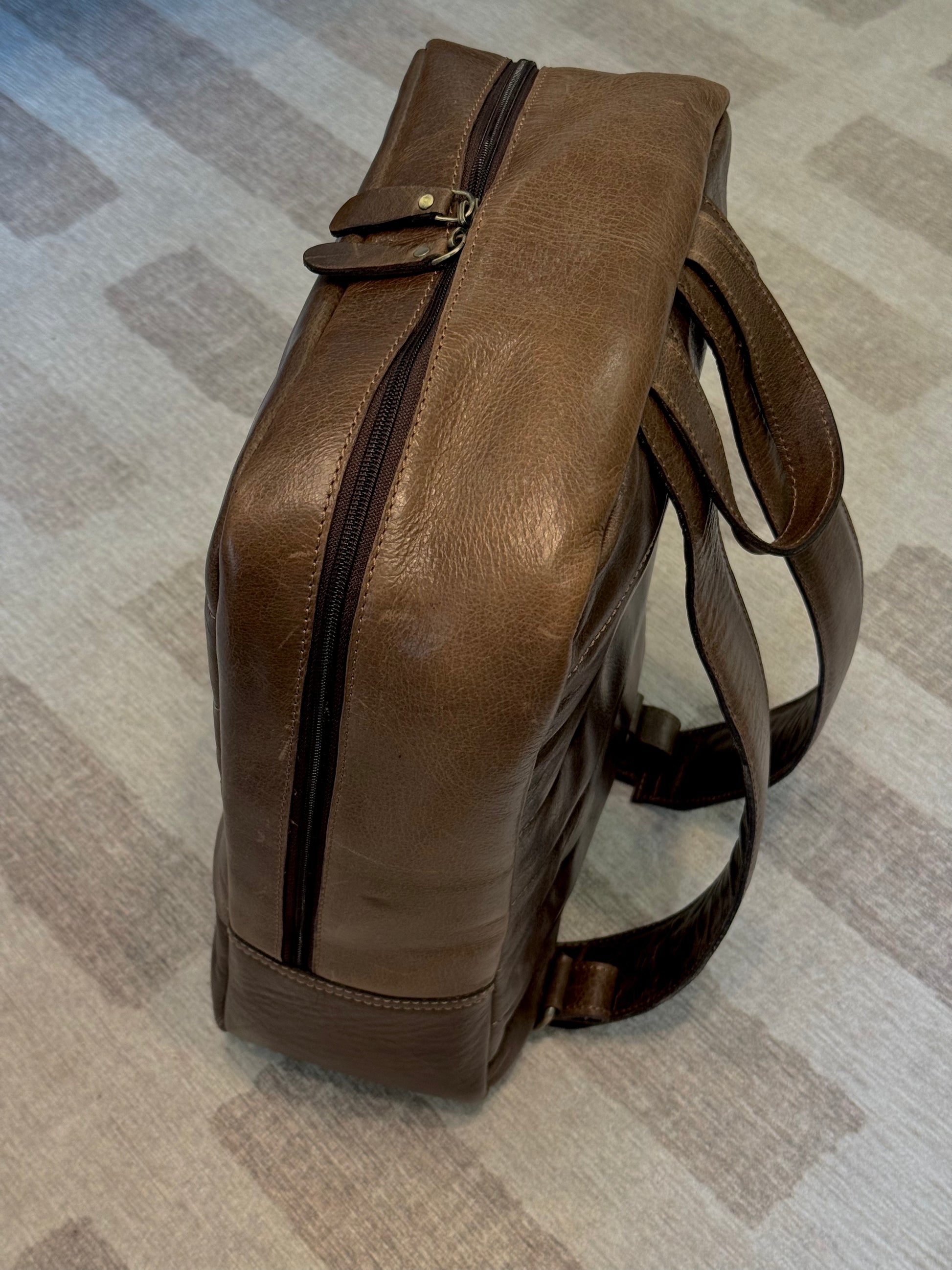 Dark Verona Backpack – Giuseppe & Co. Dark Verona Backpack – Giuseppe & Co.