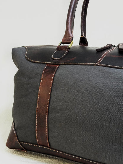 The Como Carry-On